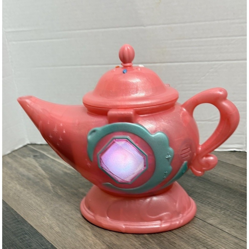 Magic Mixies Magic Genie Lamp Starlight Magic Interactive 8" - LAMP ONLY, pink